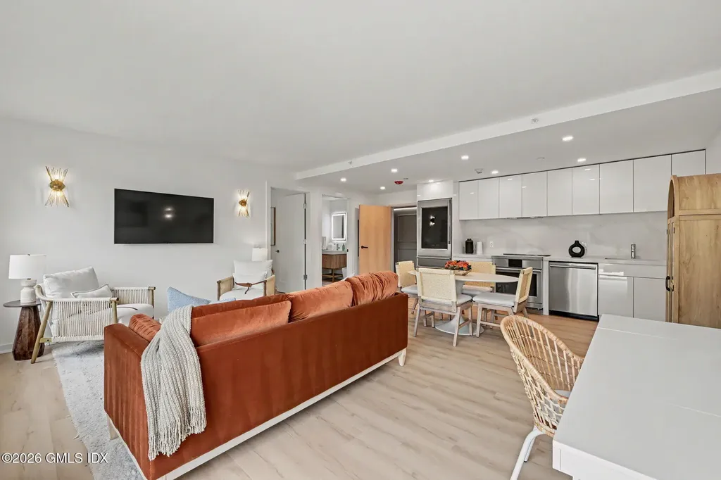 1188 King Street Greenwich CT 06831