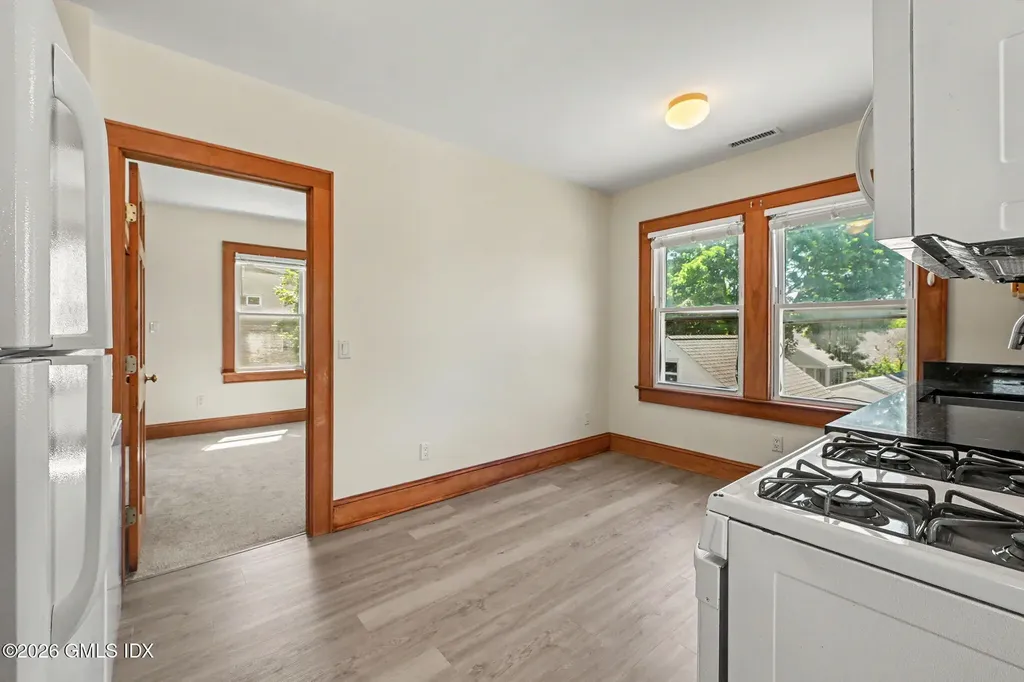 18 Grand Street Greenwich CT 06830