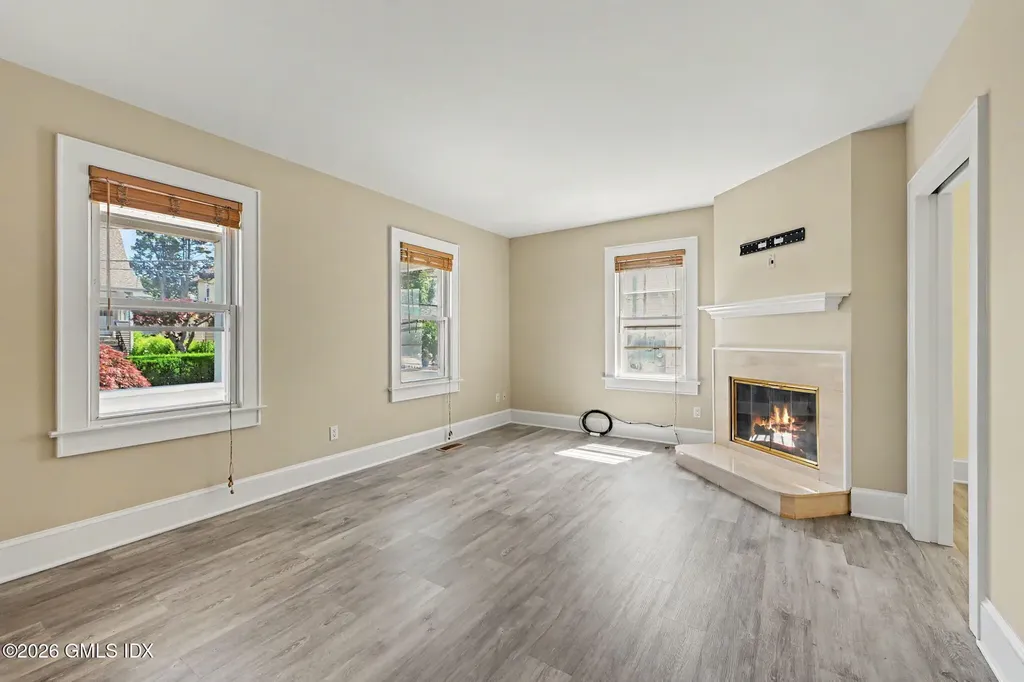18 Grand Street Greenwich CT 06830