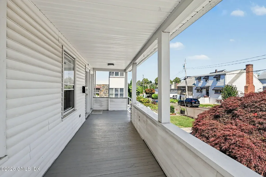 18 Grand Street Greenwich CT 06830