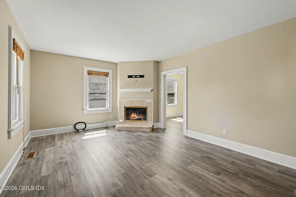 18 Grand Street Greenwich CT 06830
