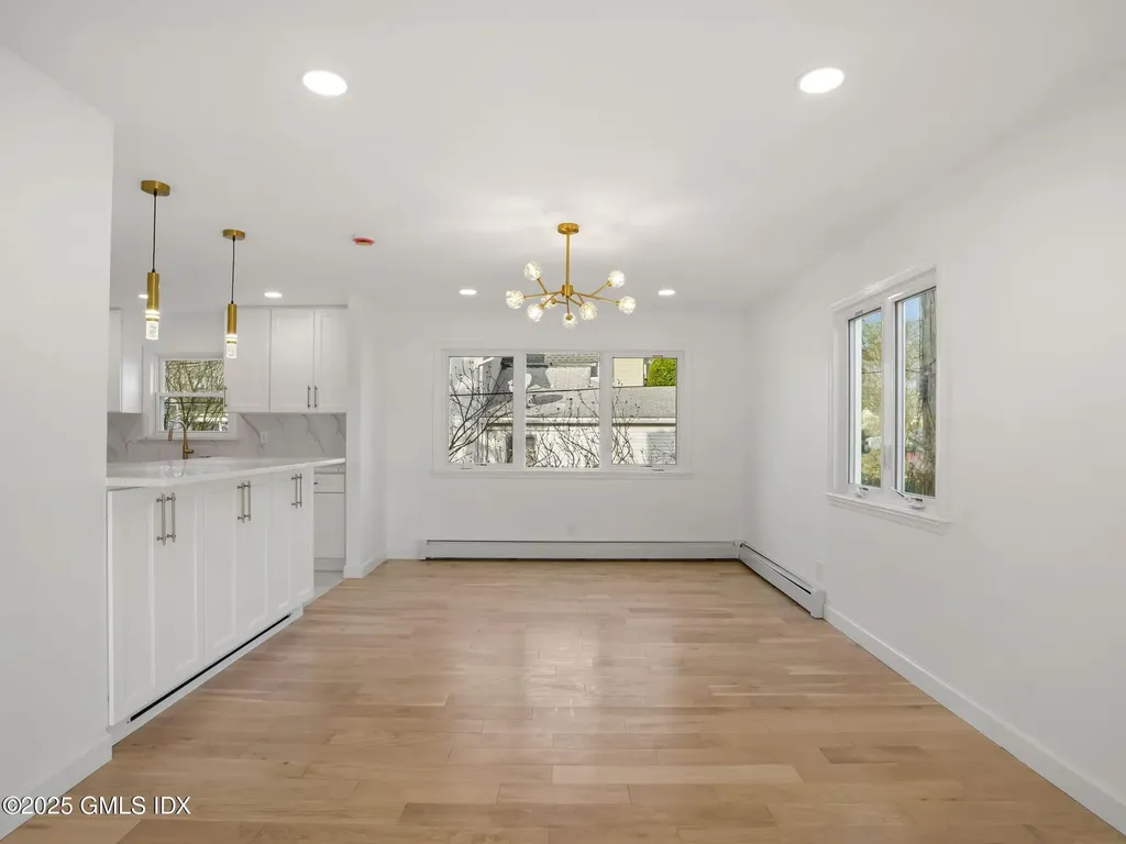 37 Edgewood Avenue Greenwich CT 06830