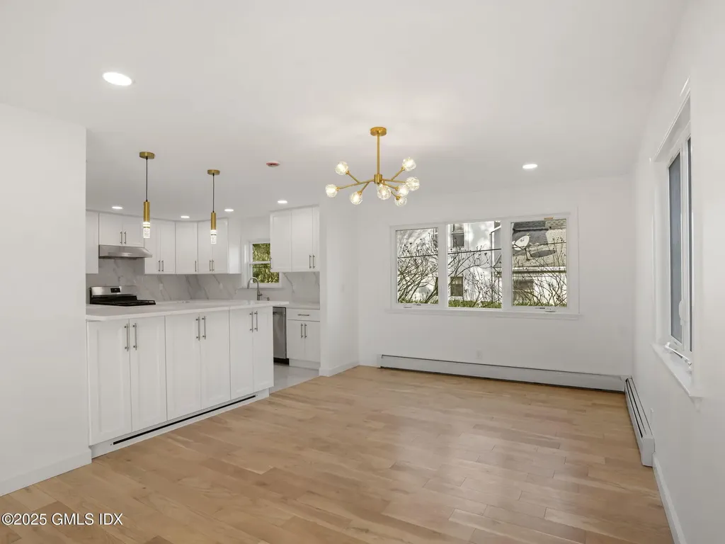37 Edgewood Avenue Greenwich CT 06830