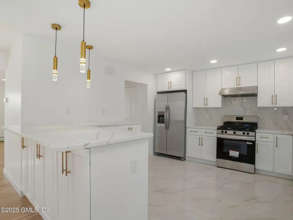37 Edgewood Avenue Greenwich CT 06830