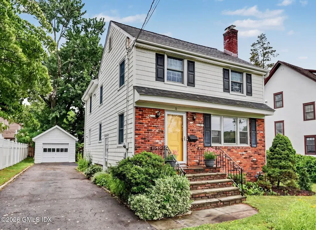 31 Hassake Road Old Greenwich CT 06870