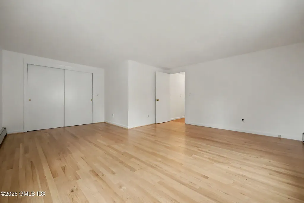 31 Hassake Road Old Greenwich CT 06870