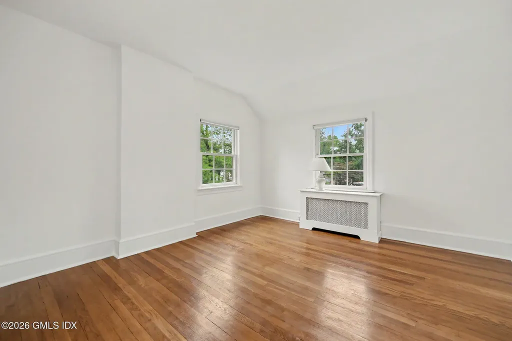 31 Hassake Road Old Greenwich CT 06870