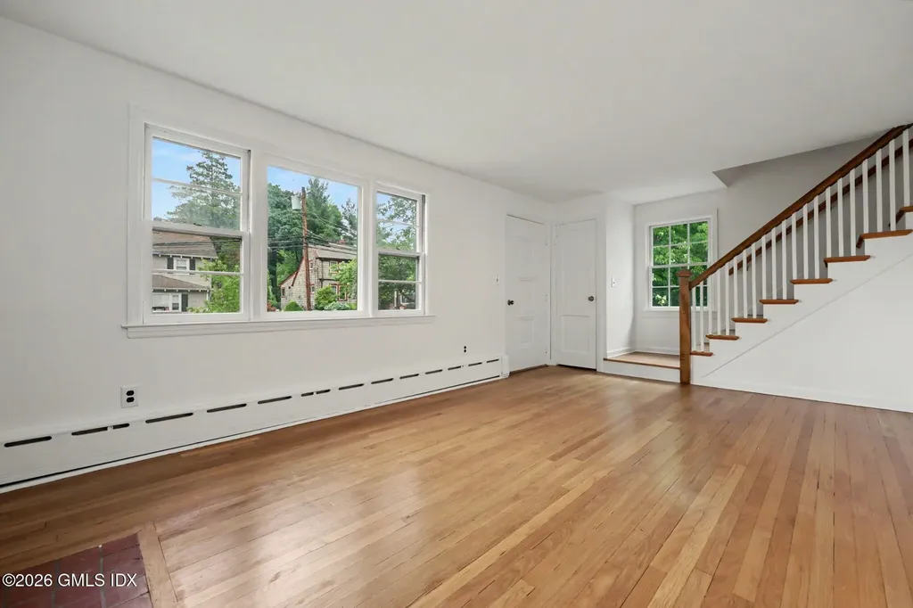 31 Hassake Road Old Greenwich CT 06870