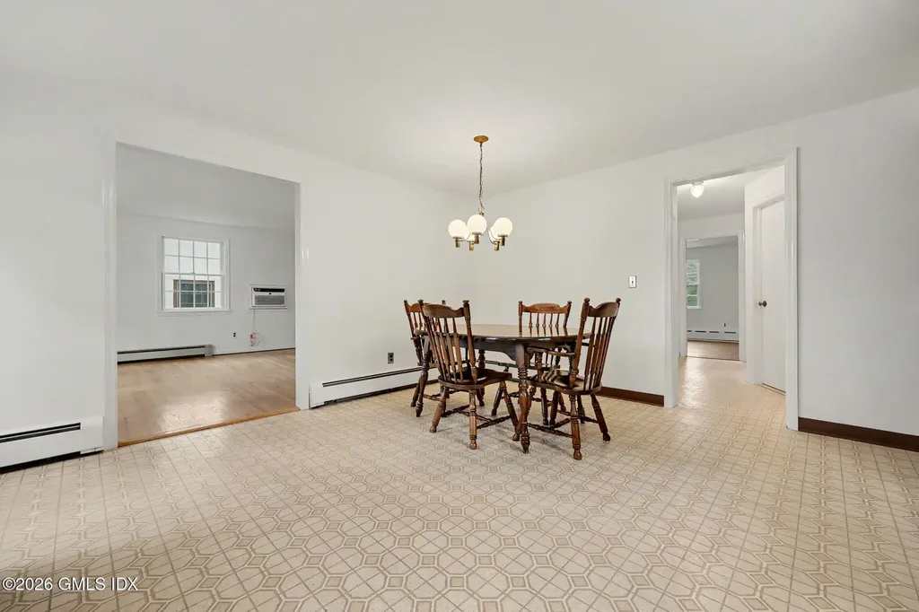31 Hassake Road Old Greenwich CT 06870
