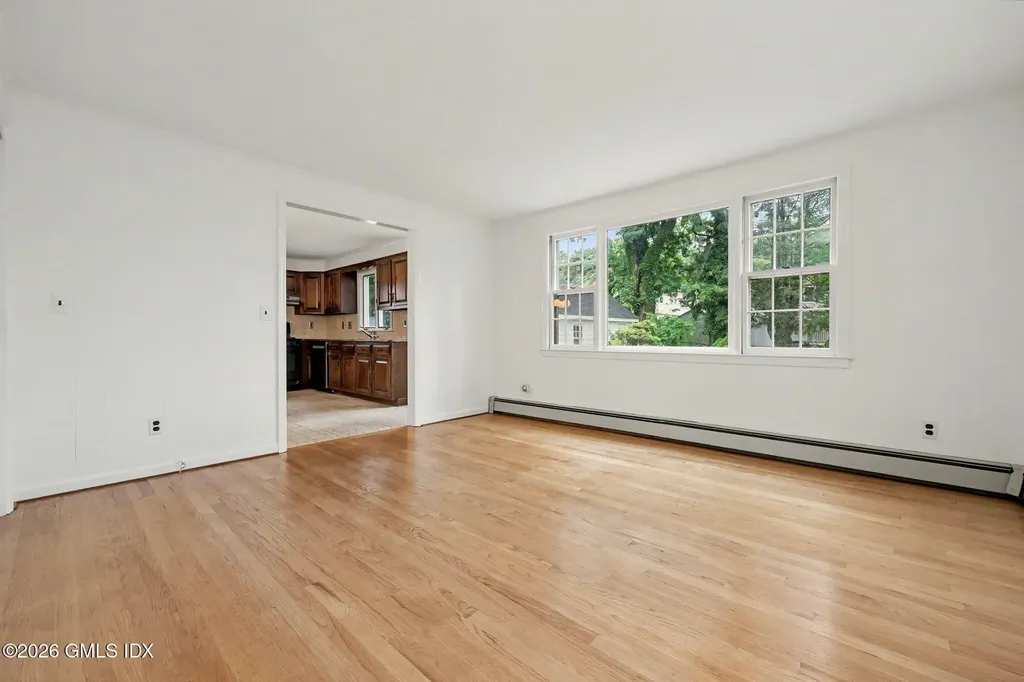 31 Hassake Road Old Greenwich CT 06870