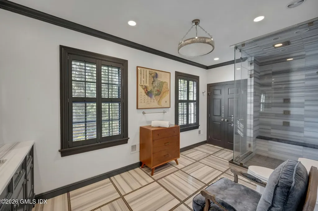 33 Highland Farm Road Greenwich CT 06831