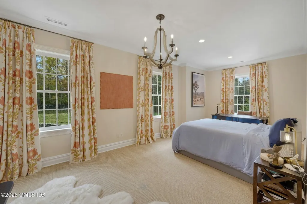 33 Highland Farm Road Greenwich CT 06831