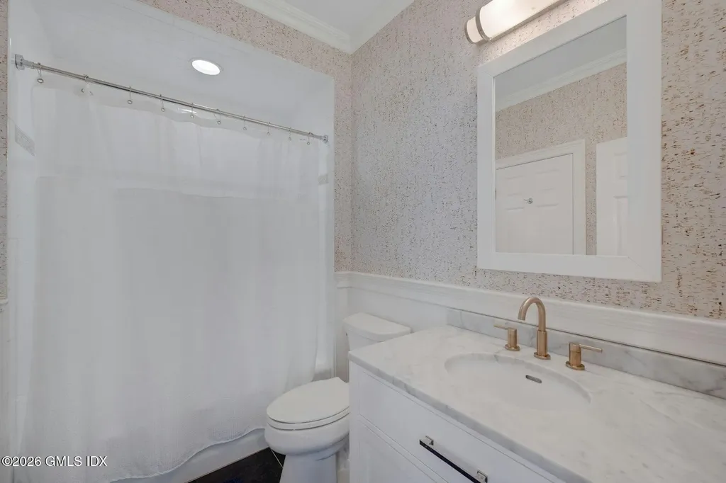 33 Highland Farm Road Greenwich CT 06831