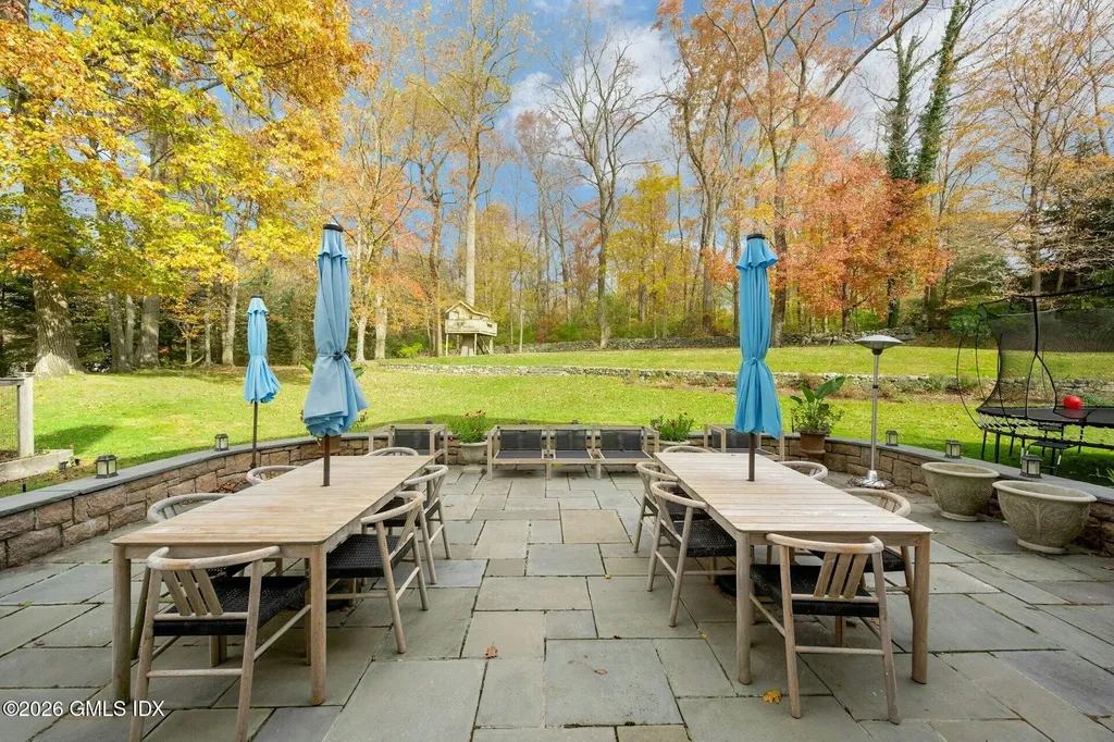 33 Highland Farm Road Greenwich CT 06831
