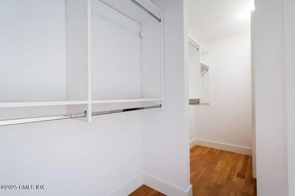 17 Maple Drive Old Greenwich CT 06870