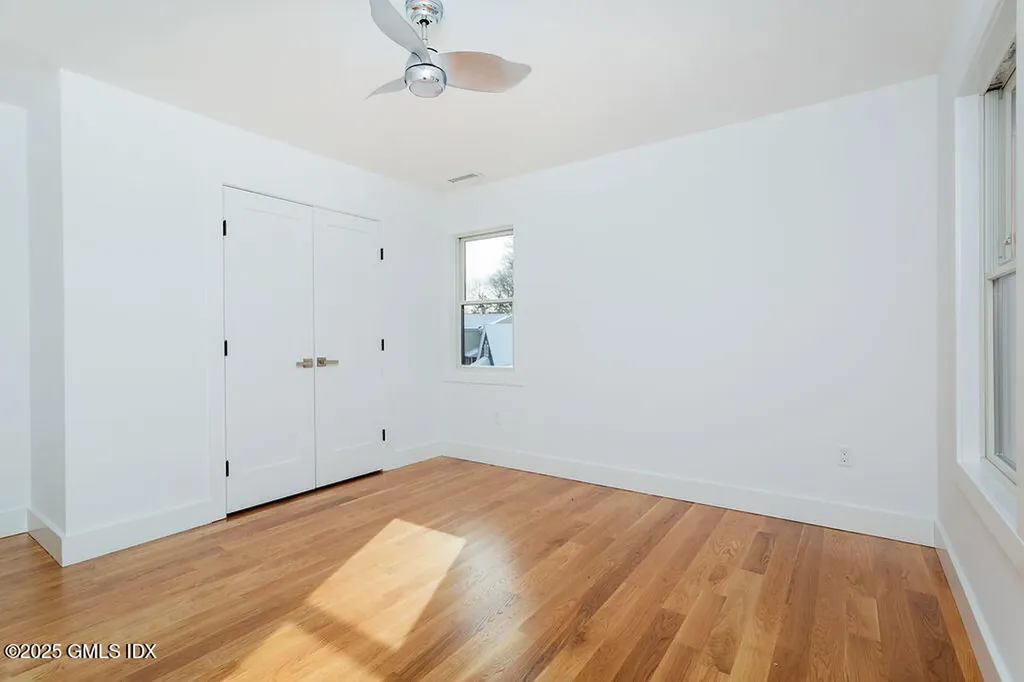 17 Maple Drive Old Greenwich CT 06870