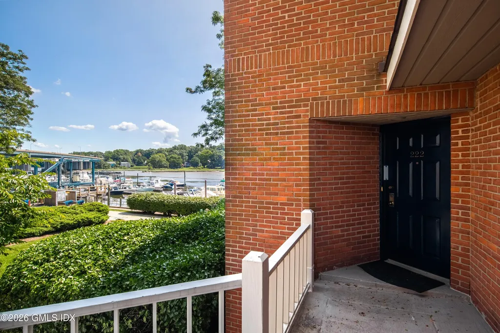 15 River Road Cos Cob CT 06807
