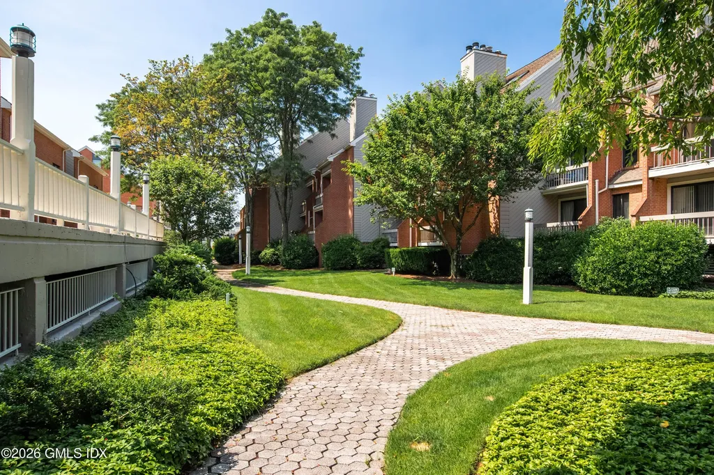 15 River Road Cos Cob CT 06807