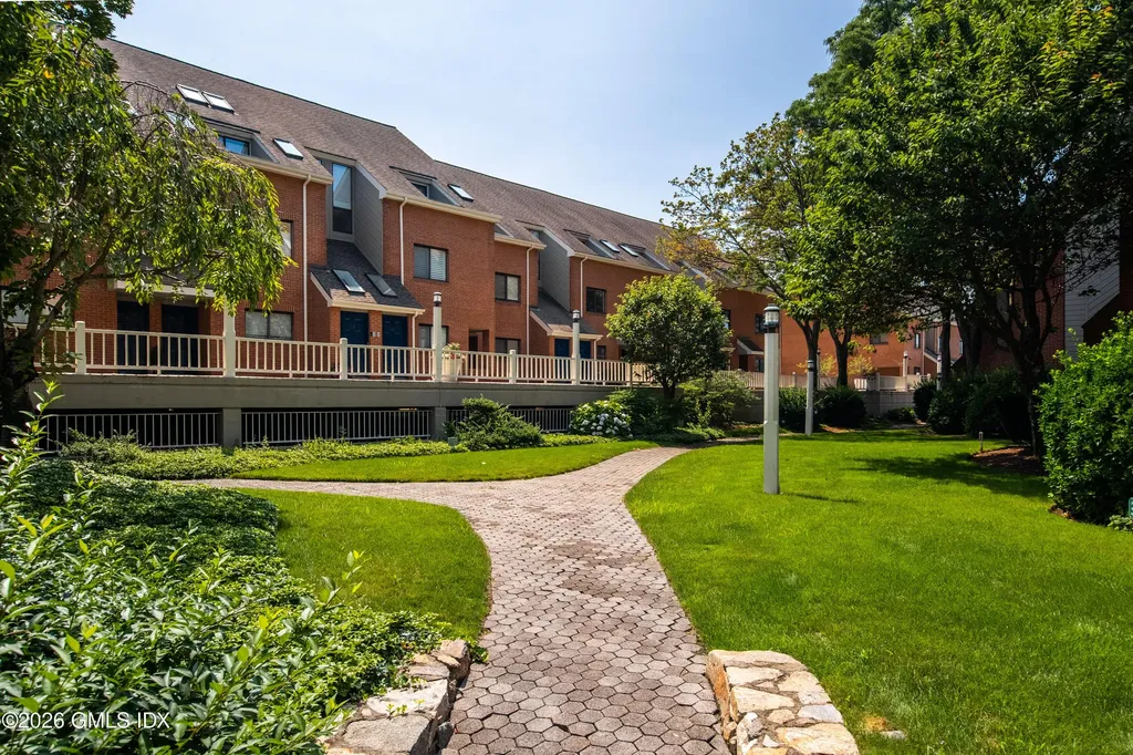 15 River Road Cos Cob CT 06807