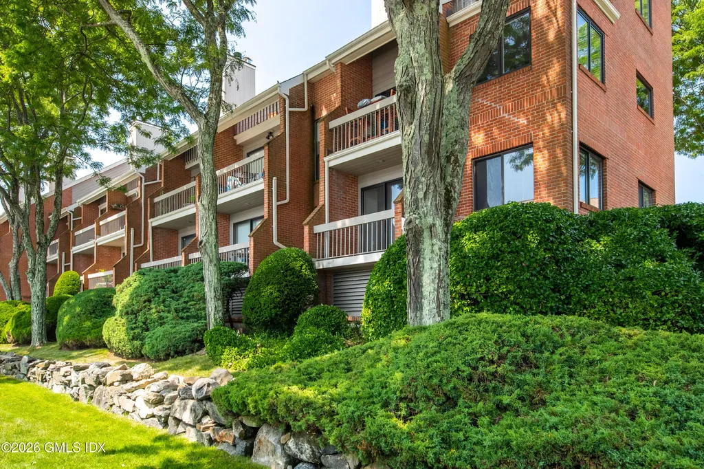 15 River Road Cos Cob CT 06807