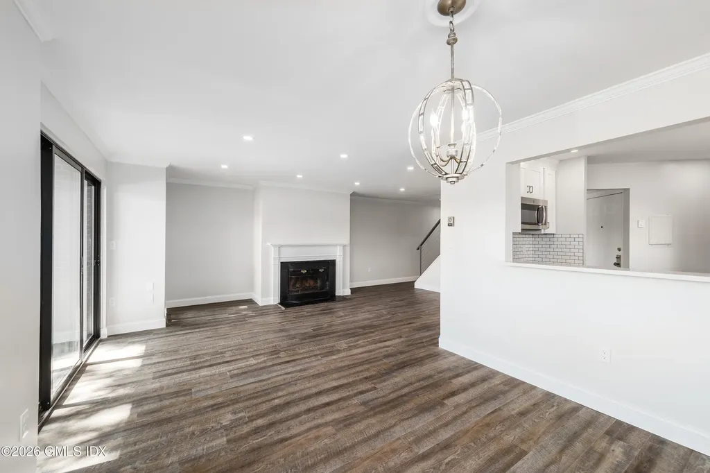 15 River Road Cos Cob CT 06807