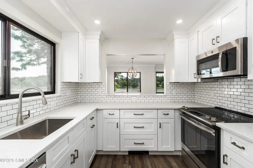 15 River Road Cos Cob CT 06807
