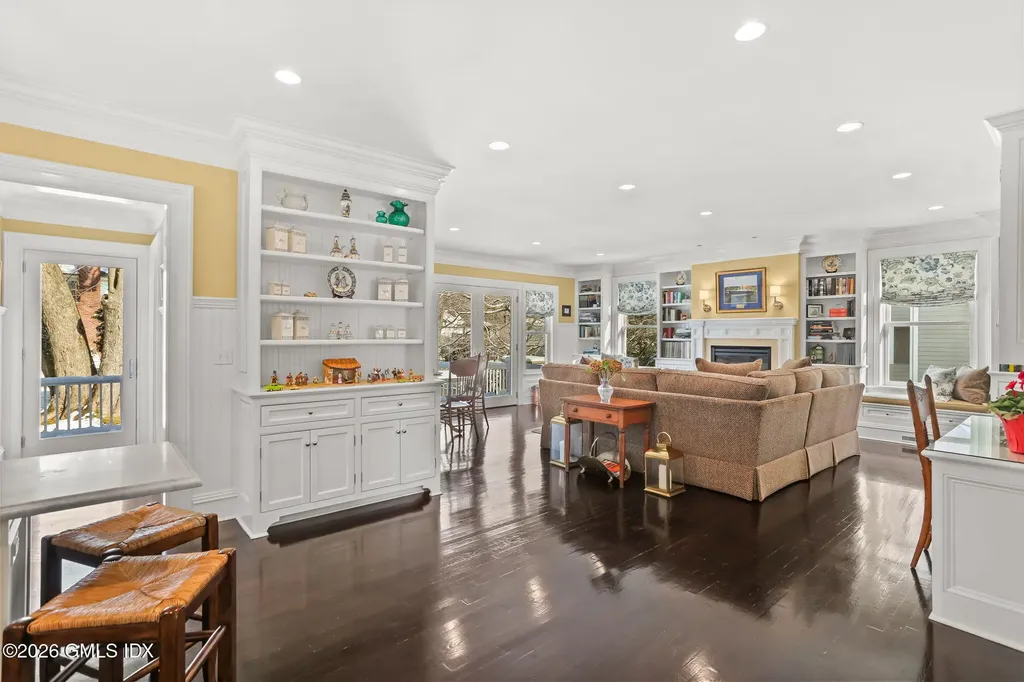 2 Forest Avenue Old Greenwich CT 06870