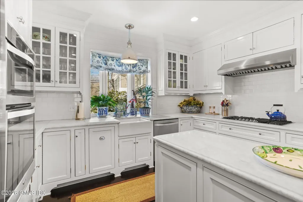 2 Forest Avenue Old Greenwich CT 06870