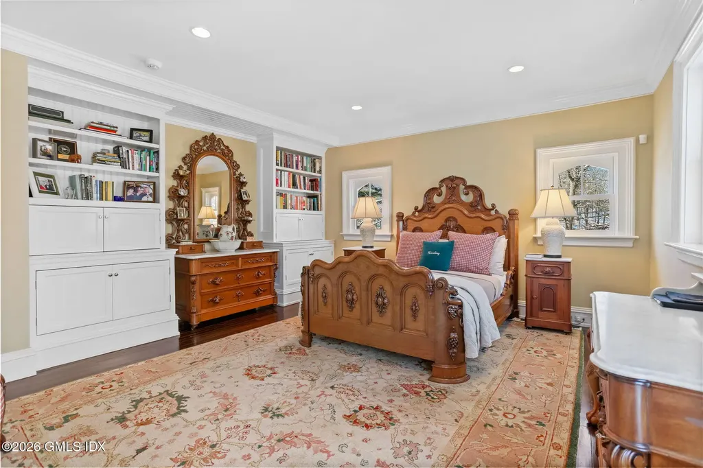 2 Forest Avenue Old Greenwich CT 06870