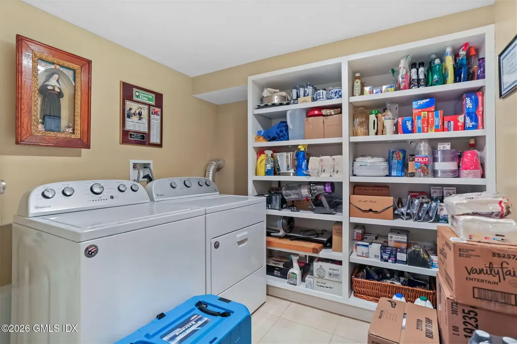 2 Forest Avenue Old Greenwich CT 06870