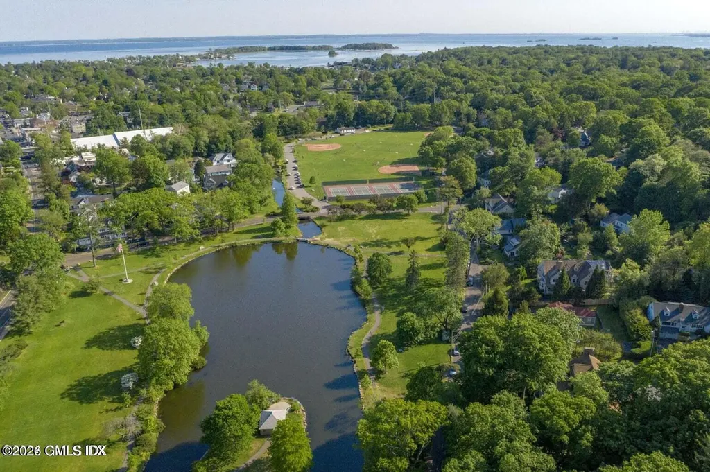 2 Forest Avenue Old Greenwich CT 06870