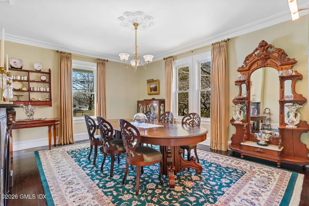 2 Forest Avenue Old Greenwich CT 06870