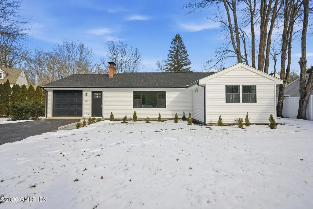 101 Parade Hill Road New Canaan CT 06840