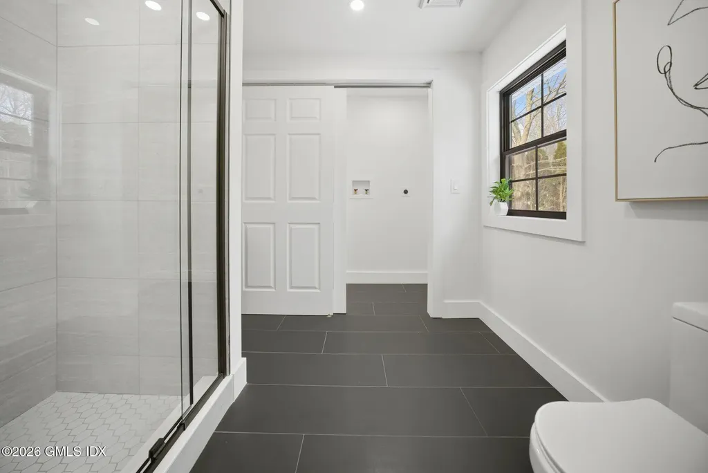 101 Parade Hill Road New Canaan CT 06840