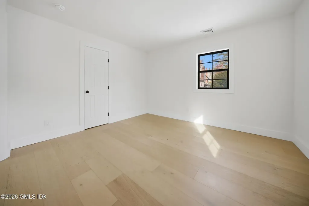 101 Parade Hill Road New Canaan CT 06840