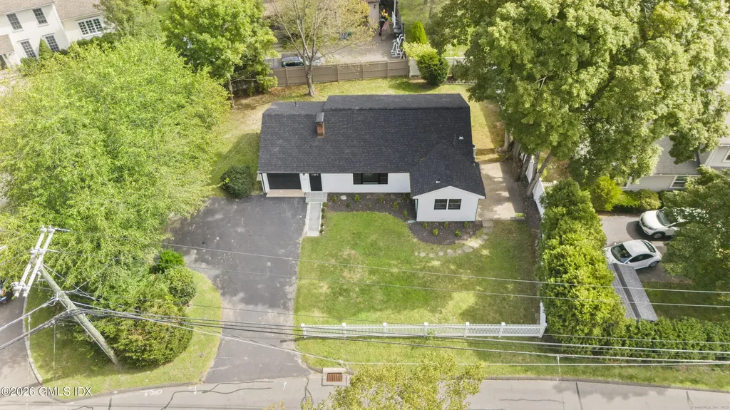 101 Parade Hill Road New Canaan CT 06840