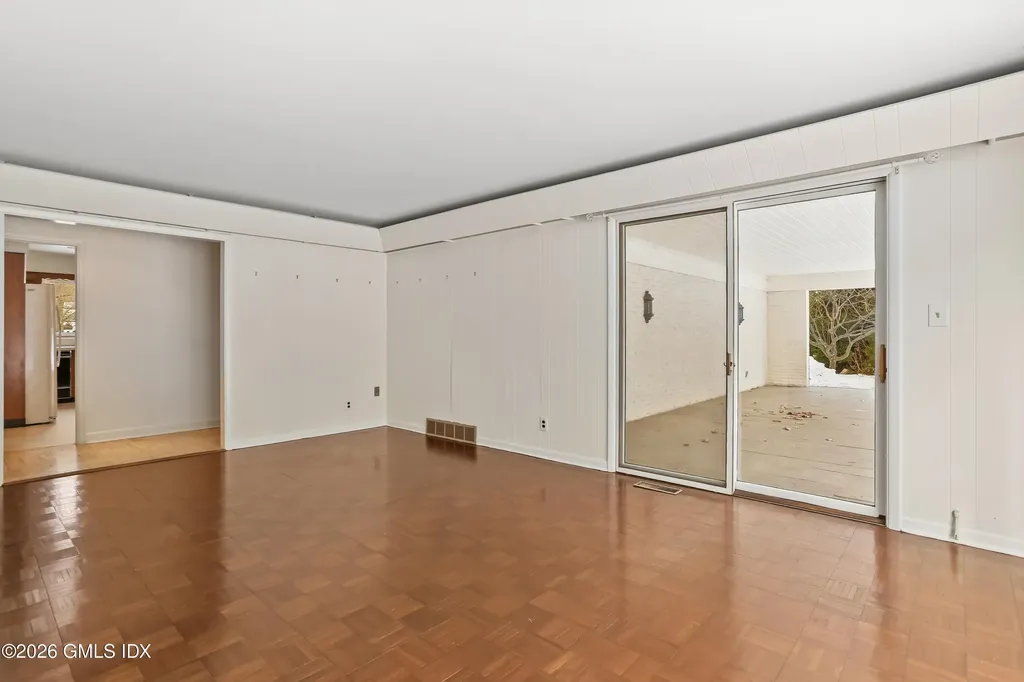 31 Duncan Drive Greenwich CT 06831