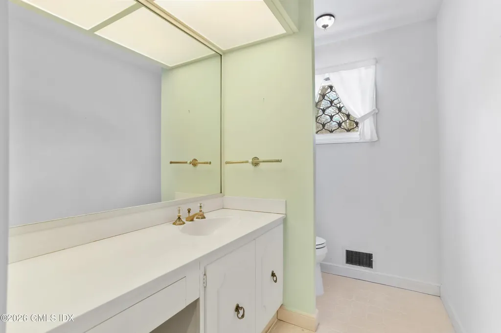 31 Duncan Drive Greenwich CT 06831