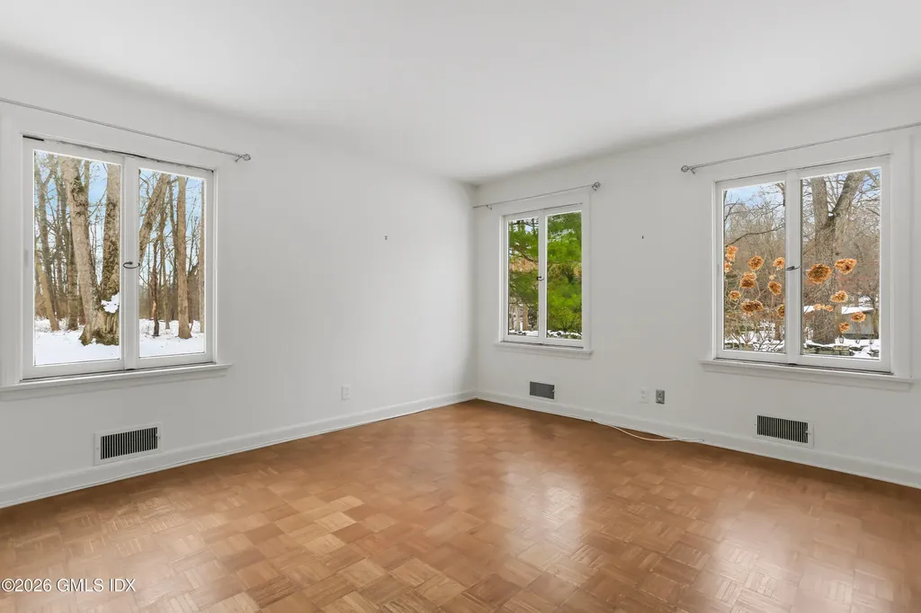 31 Duncan Drive Greenwich CT 06831