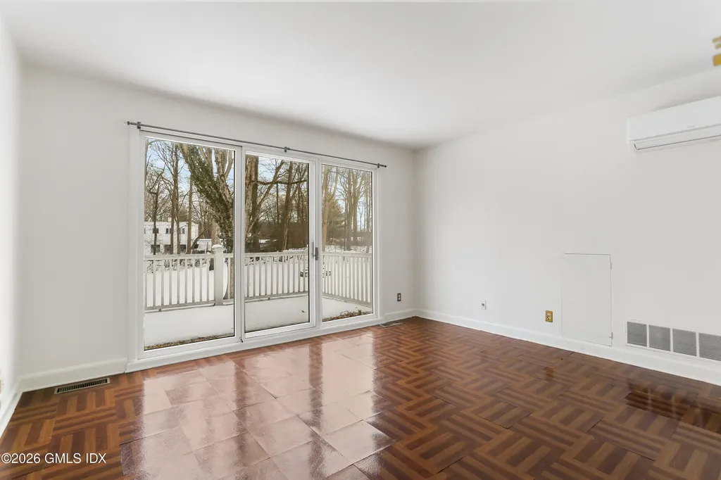 31 Duncan Drive Greenwich CT 06831