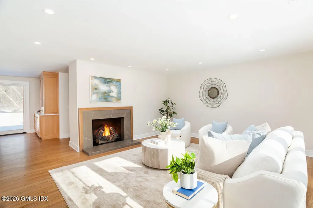 49 Salisbury Road Darien CT 06820