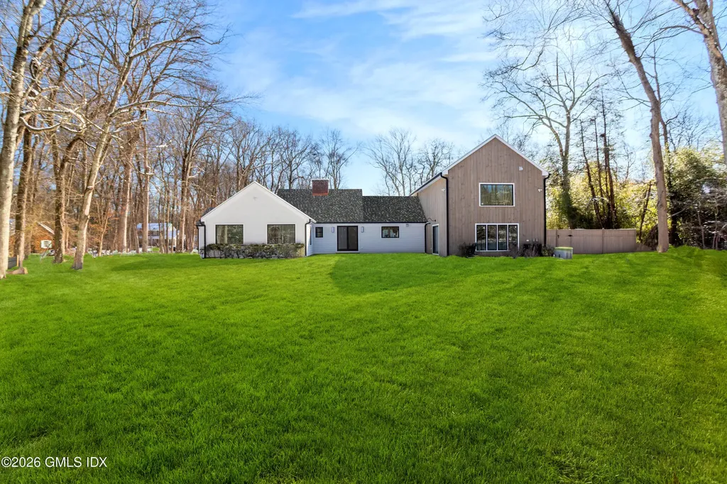 49 Salisbury Road Darien CT 06820