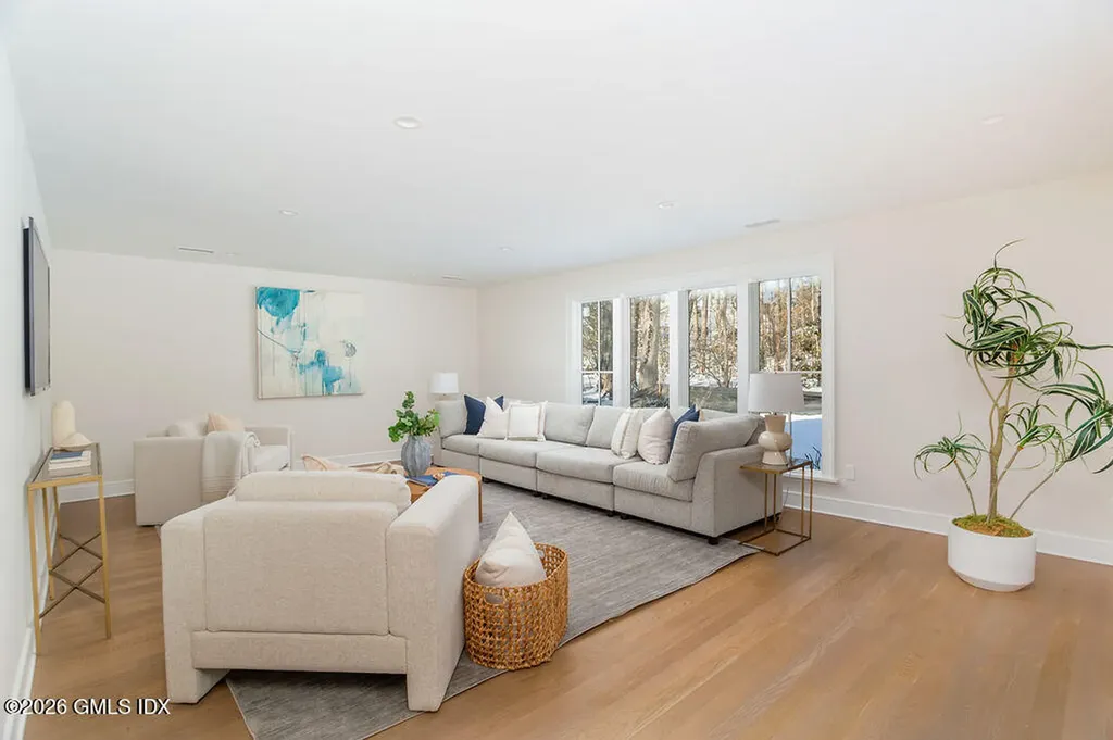 49 Salisbury Road Darien CT 06820