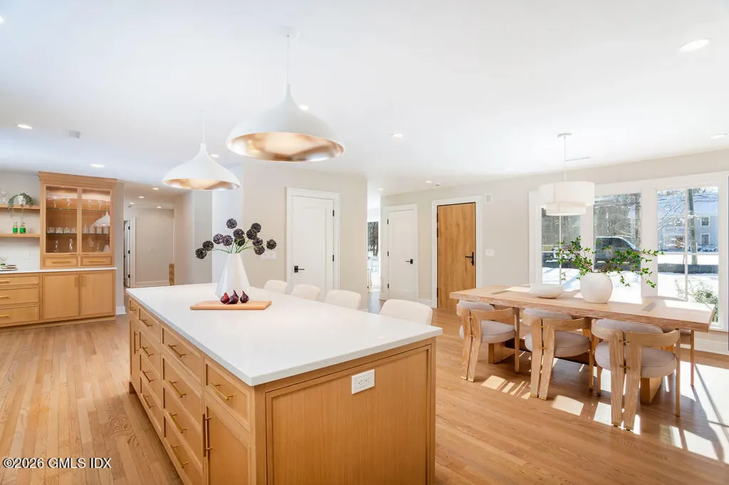 49 Salisbury Road Darien CT 06820