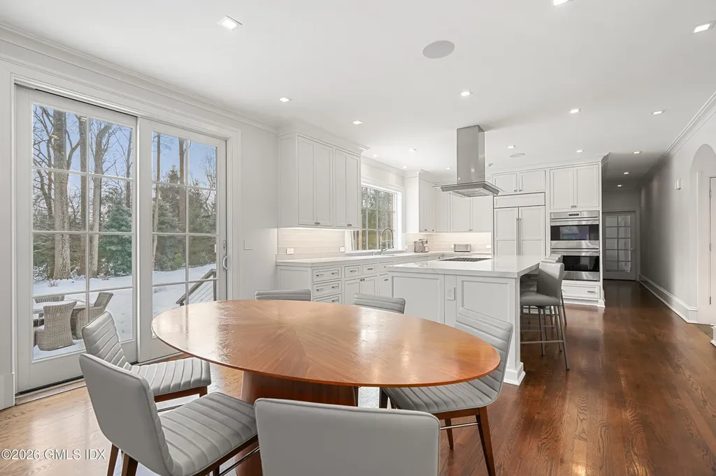 10 Wyckham Hill Lane Greenwich CT 06831