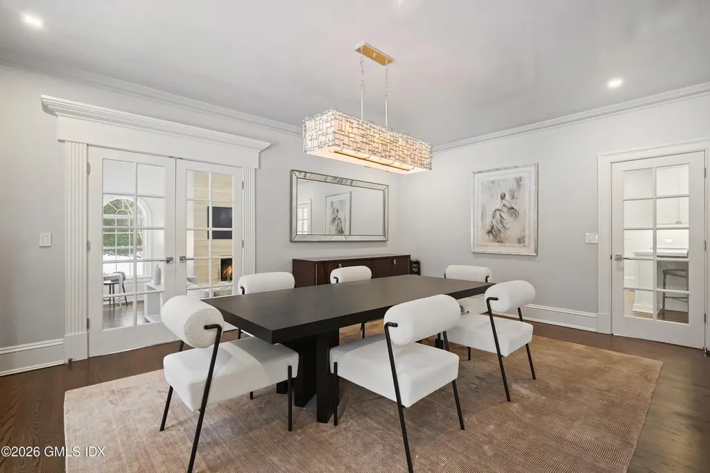 10 Wyckham Hill Lane Greenwich CT 06831