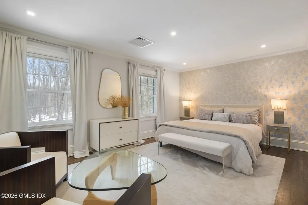 10 Wyckham Hill Lane Greenwich CT 06831