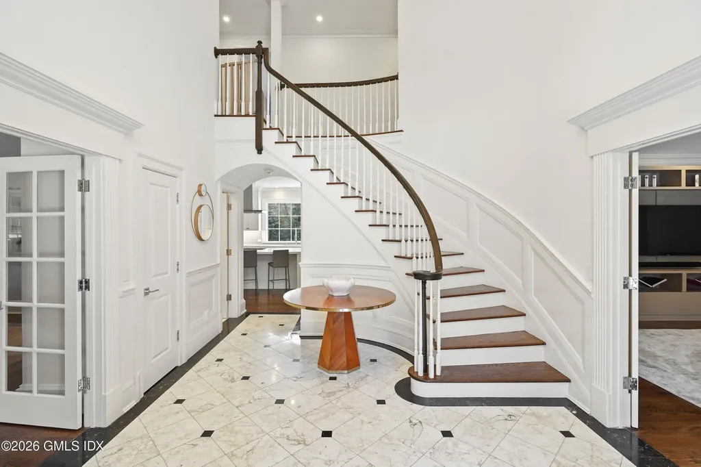 10 Wyckham Hill Lane Greenwich CT 06831