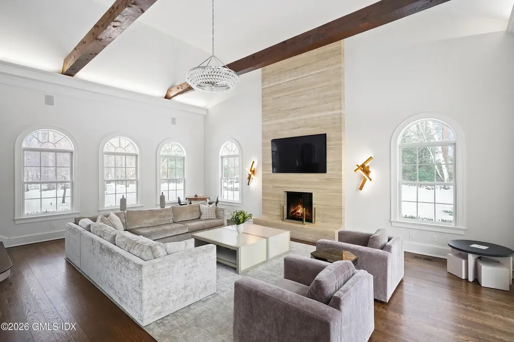 10 Wyckham Hill Lane Greenwich CT 06831