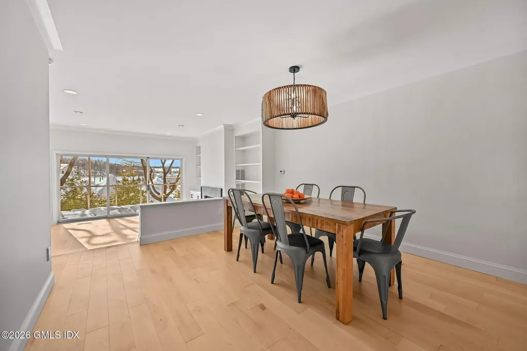 115 River Road Cos Cob CT 06807
